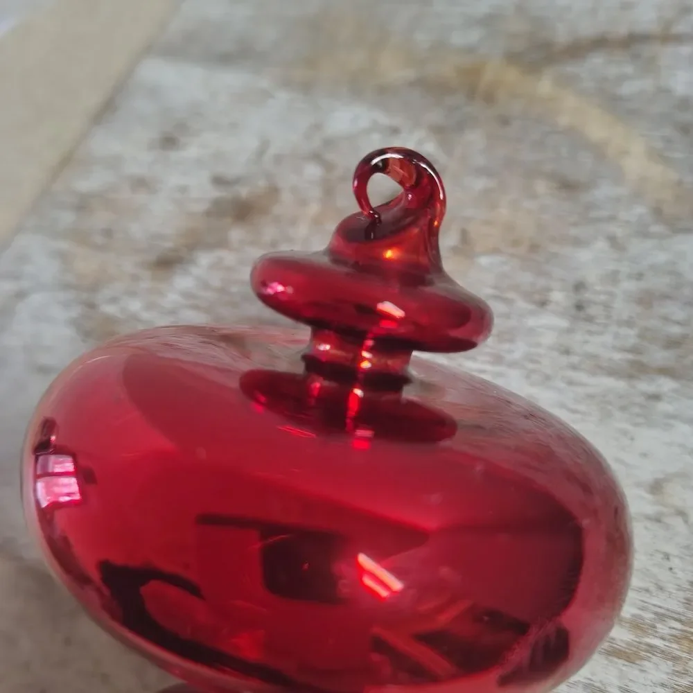 Blown Glass Elegant Red Holiday Ornament 8
